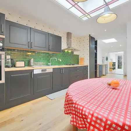 Tatil Evi La Mouvalloise - Maison De Charme Avec Jardin